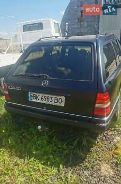 Универсал Mercedes-Benz E-Class 1994 в 