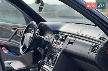 Седан Mercedes-Benz E-Class 2000 в 