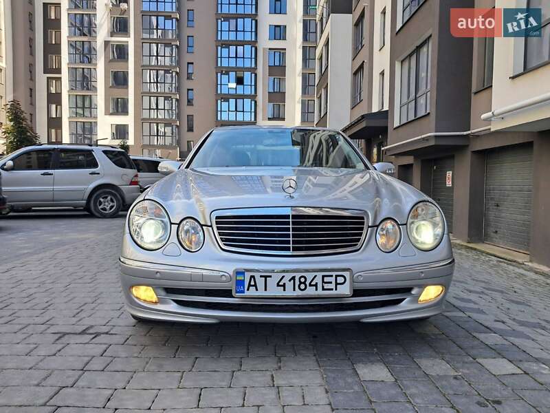 Mercedes-Benz E-Class 2005