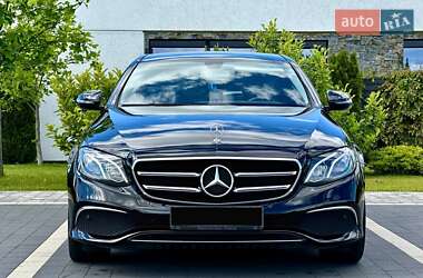 Седан Mercedes-Benz E-Class 2018 в 