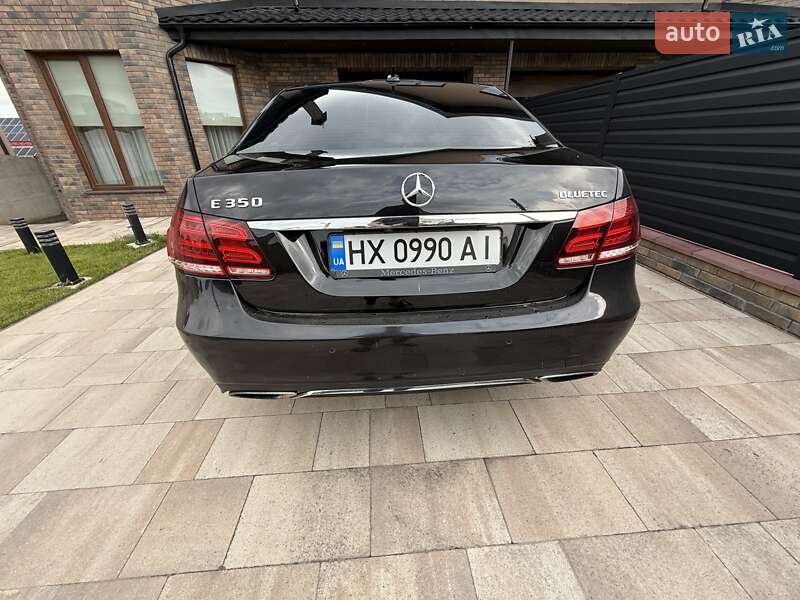 Седан Mercedes-Benz E-Class 2013 в Городку
