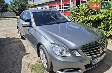 Mercedes-Benz E-Class 2010