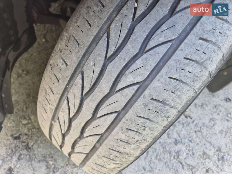 Седан Mercedes-Benz E-Class 2010 в Лубнах