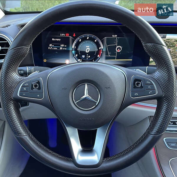 Седан Mercedes-Benz E-Class 2018 в Ужгороде