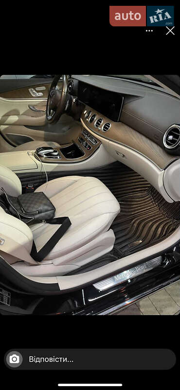 Седан Mercedes-Benz E-Class 2018 в Ужгороде