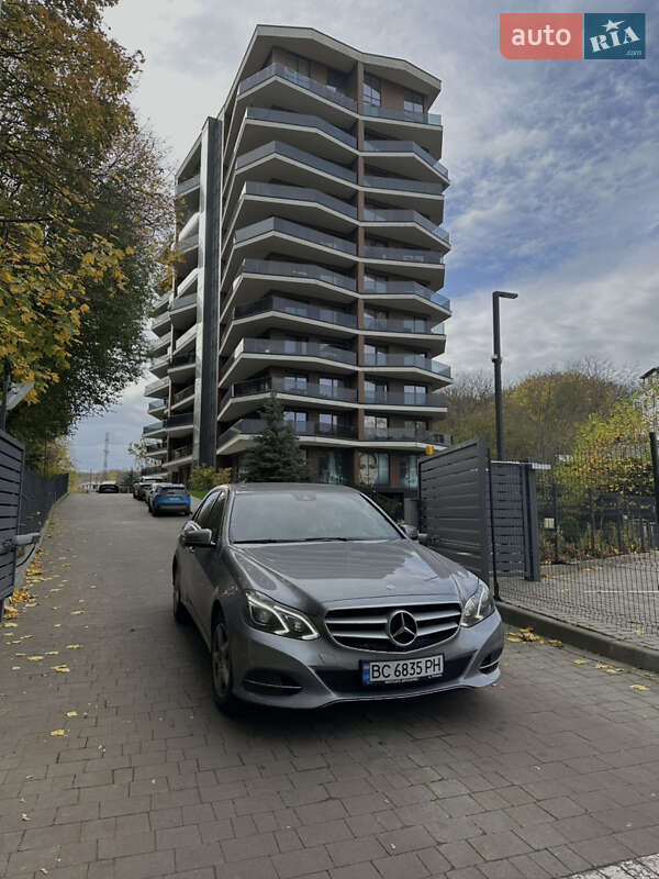 Седан Mercedes-Benz E-Class 2014 в 