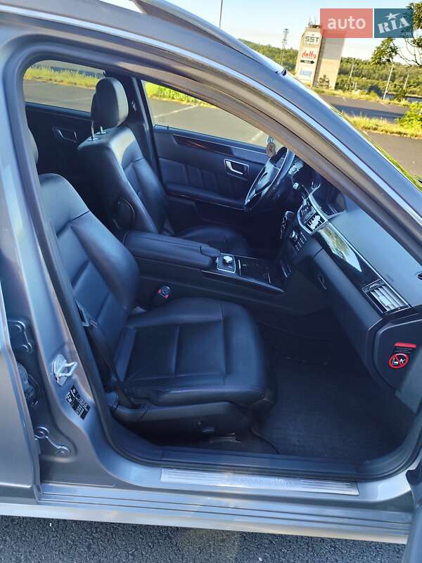 Универсал Mercedes-Benz E-Class 2012 в Тячеве