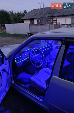 Седан Mercedes-Benz E-Class 1993 в 