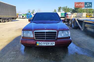 Седан Mercedes-Benz E-Class 1989 в Тернополе