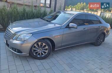 Седан Mercedes-Benz E-Class 2009 в 