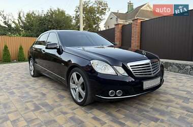Седан Mercedes-Benz E-Class 2010 в Виннице