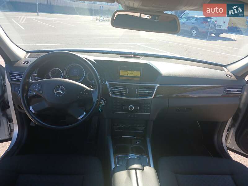 Универсал Mercedes-Benz E-Class 2012 в Виннице