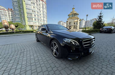 Седан Mercedes-Benz E-Class 2017 в 