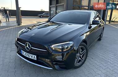 Седан Mercedes-Benz E-Class 2021 в 
