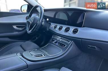Седан Mercedes-Benz E-Class 2021 в 