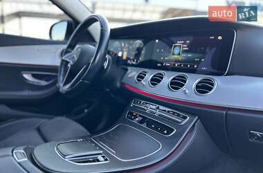 Седан Mercedes-Benz E-Class 2021 в 