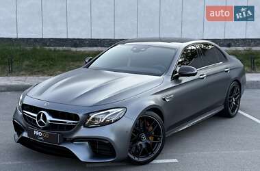Седан Mercedes-Benz E-Class 2018 в 