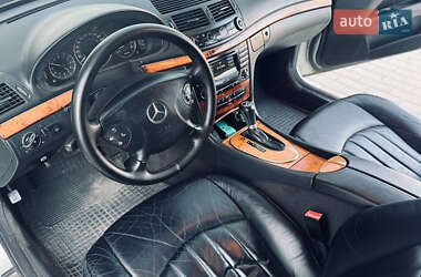 Седан Mercedes-Benz E-Class 2002 в 
