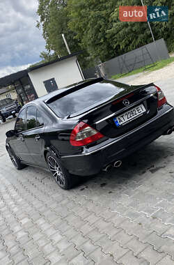 Седан Mercedes-Benz E-Class 2002 в 