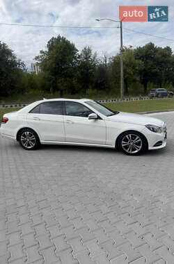 Седан Mercedes-Benz E-Class 2015 в 