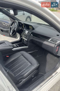 Седан Mercedes-Benz E-Class 2015 в 