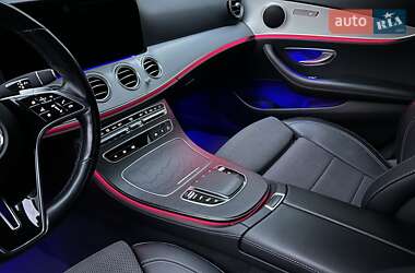 Седан Mercedes-Benz E-Class 2021 в 