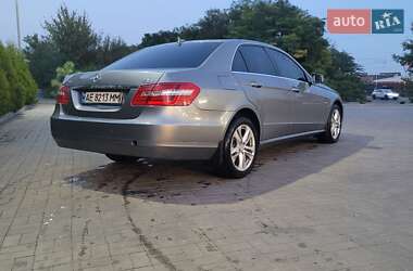 Седан Mercedes-Benz E-Class 2010 в 