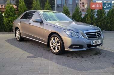 Mercedes-Benz E-Class 2010