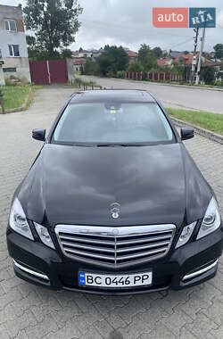 Седан Mercedes-Benz E-Class 2010 в 