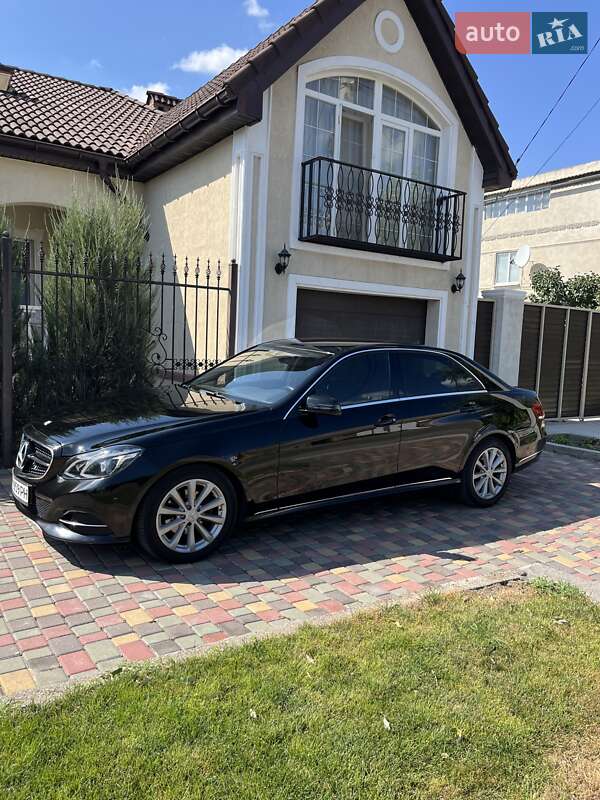 Седан Mercedes-Benz E-Class 2014 в Николаеве фото 3 Седан Mercedes-Benz E-Class 2014 в Николаеве