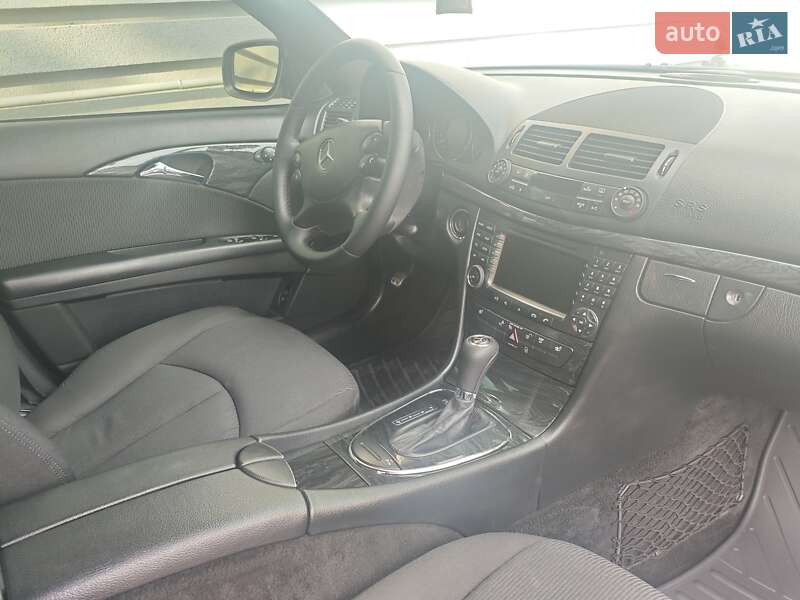 Седан Mercedes-Benz E-Class 2007 в Кропивницком
