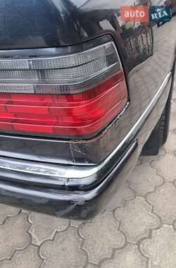 Седан Mercedes-Benz E-Class 1994 в 