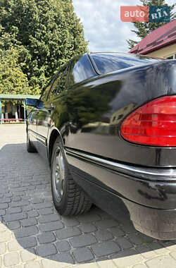 Седан Mercedes-Benz E-Class 1997 в 
