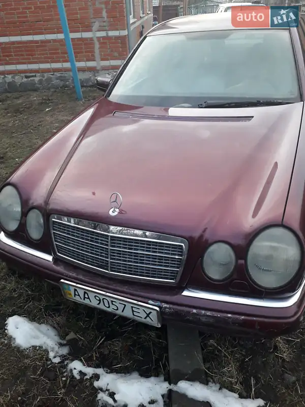Mercedes-Benz E-Class 1996
