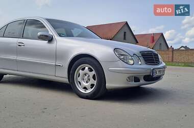 Седан Mercedes-Benz E-Class 2004 в 