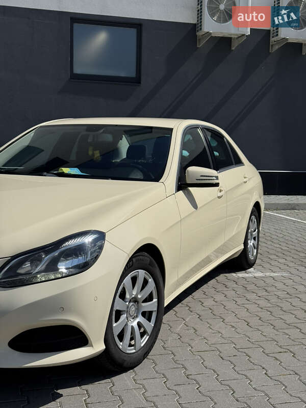 Седан Mercedes-Benz E-Class 2014 в Хмельницком