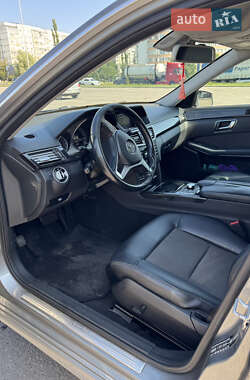 Седан Mercedes-Benz E-Class 2012 в 