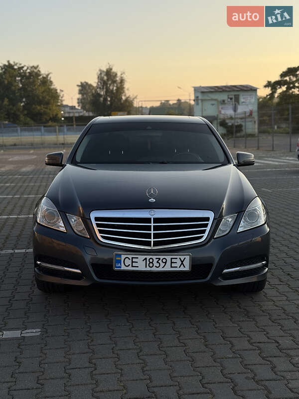 Mercedes-Benz E-Class 2012