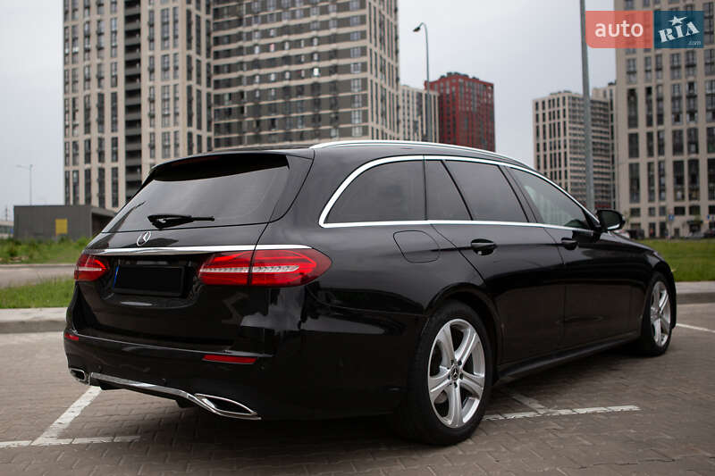 Універсал Mercedes-Benz E-Class 2017 в Києві