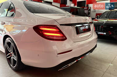 Седан Mercedes-Benz E-Class 2018 в 