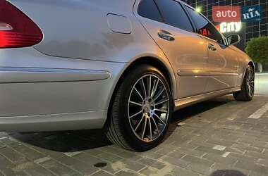 Седан Mercedes-Benz E-Class 2003 в 