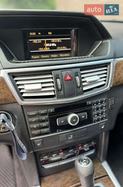 Седан Mercedes-Benz E-Class 2010 в 