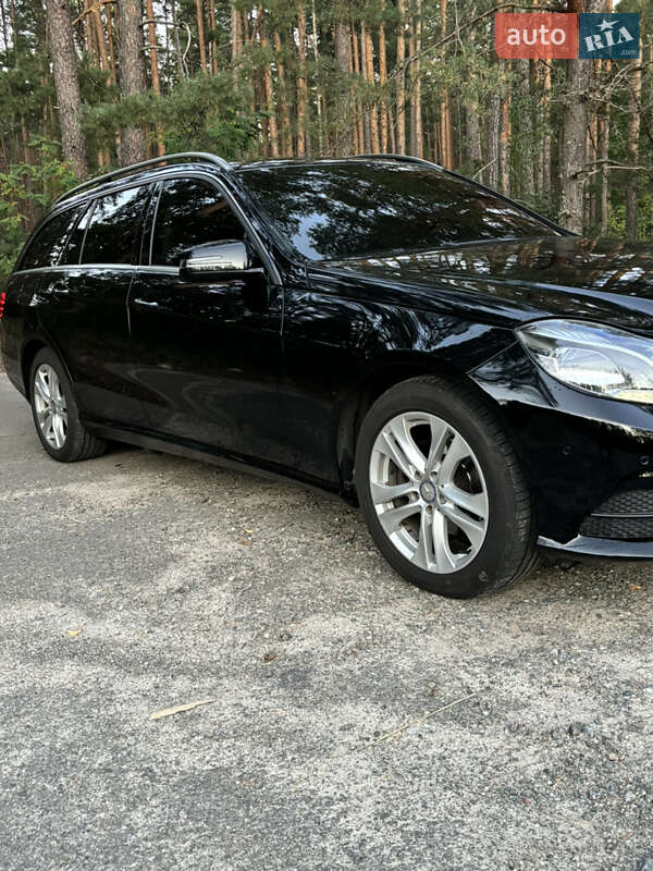 Универсал Mercedes-Benz E-Class 2013 в Киеве фото 3 Универсал Mercedes-Benz E-Class 2013 в Киеве