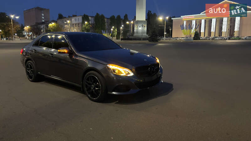 Седан Mercedes-Benz E-Class 2014 в Кривому Розі