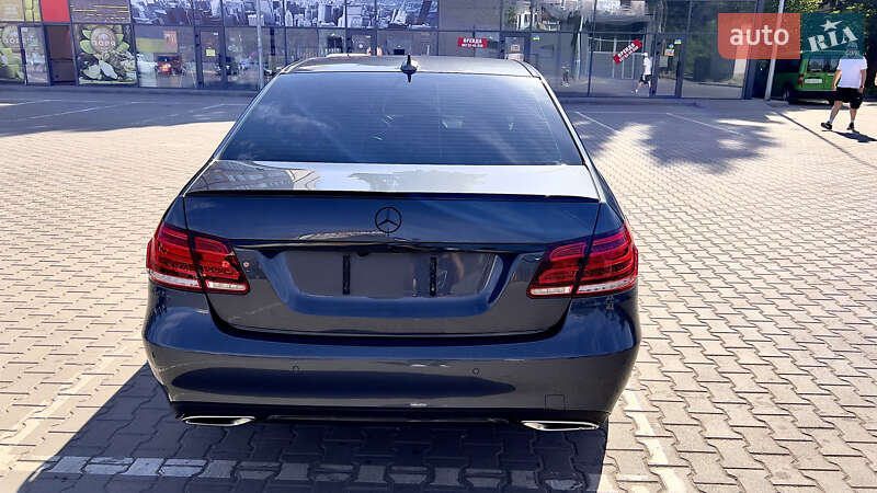 Седан Mercedes-Benz E-Class 2014 в Кривому Розі