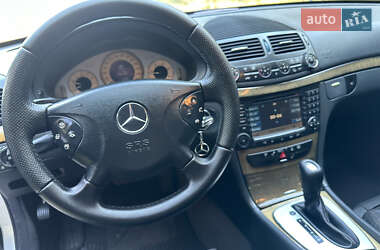 Седан Mercedes-Benz E-Class 2002 в 