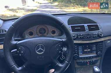 Седан Mercedes-Benz E-Class 2002 в 