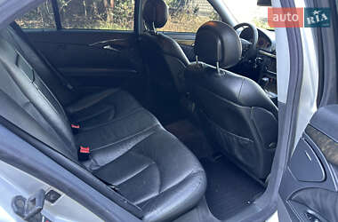 Седан Mercedes-Benz E-Class 2002 в 