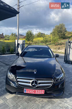 Универсал Mercedes-Benz E-Class 2017 в Луцке