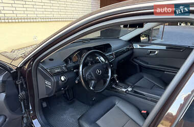 Седан Mercedes-Benz E-Class 2009 в 